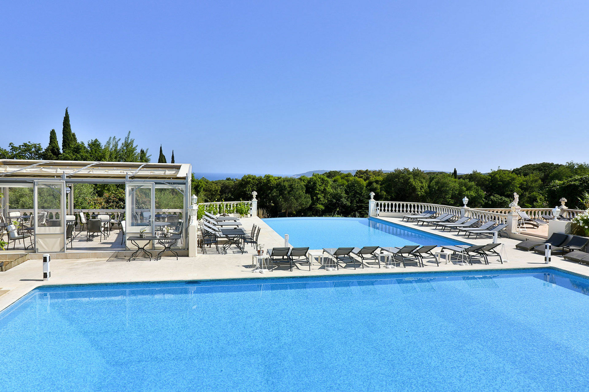 Hotel Bellevue 4*