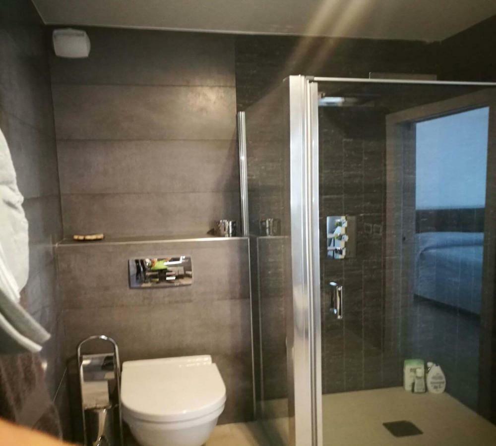 Exclusive With Parking Apartment *