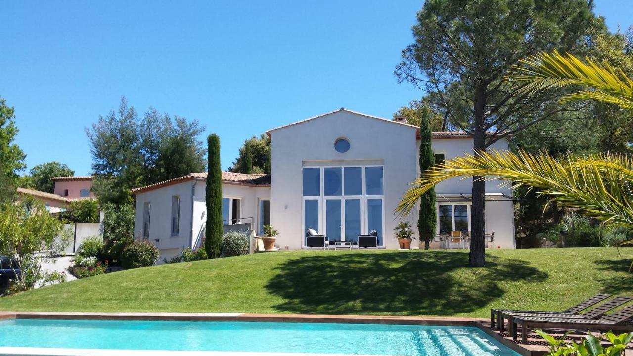 Villa White *