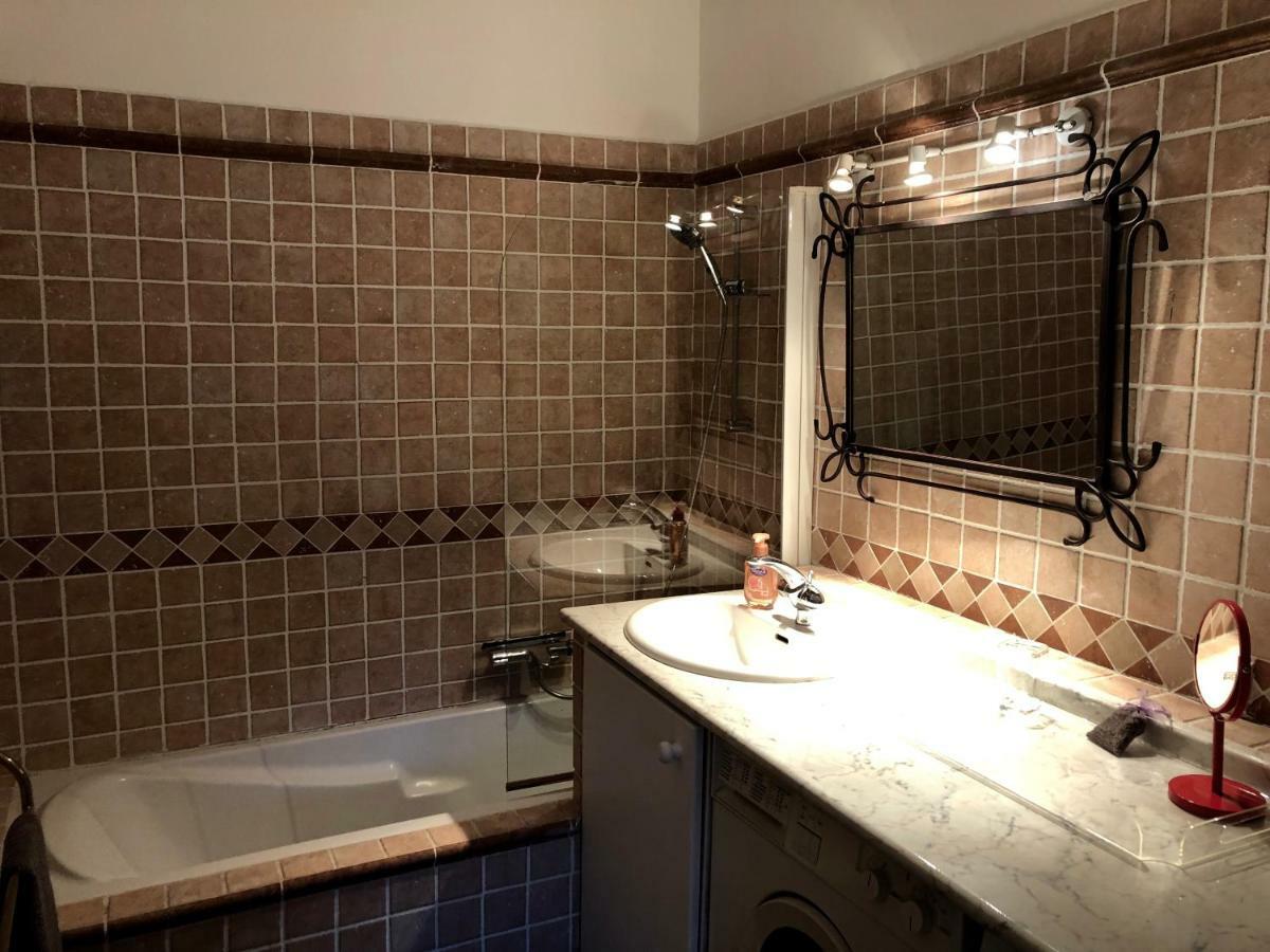 Perrine Duplex Apartment *