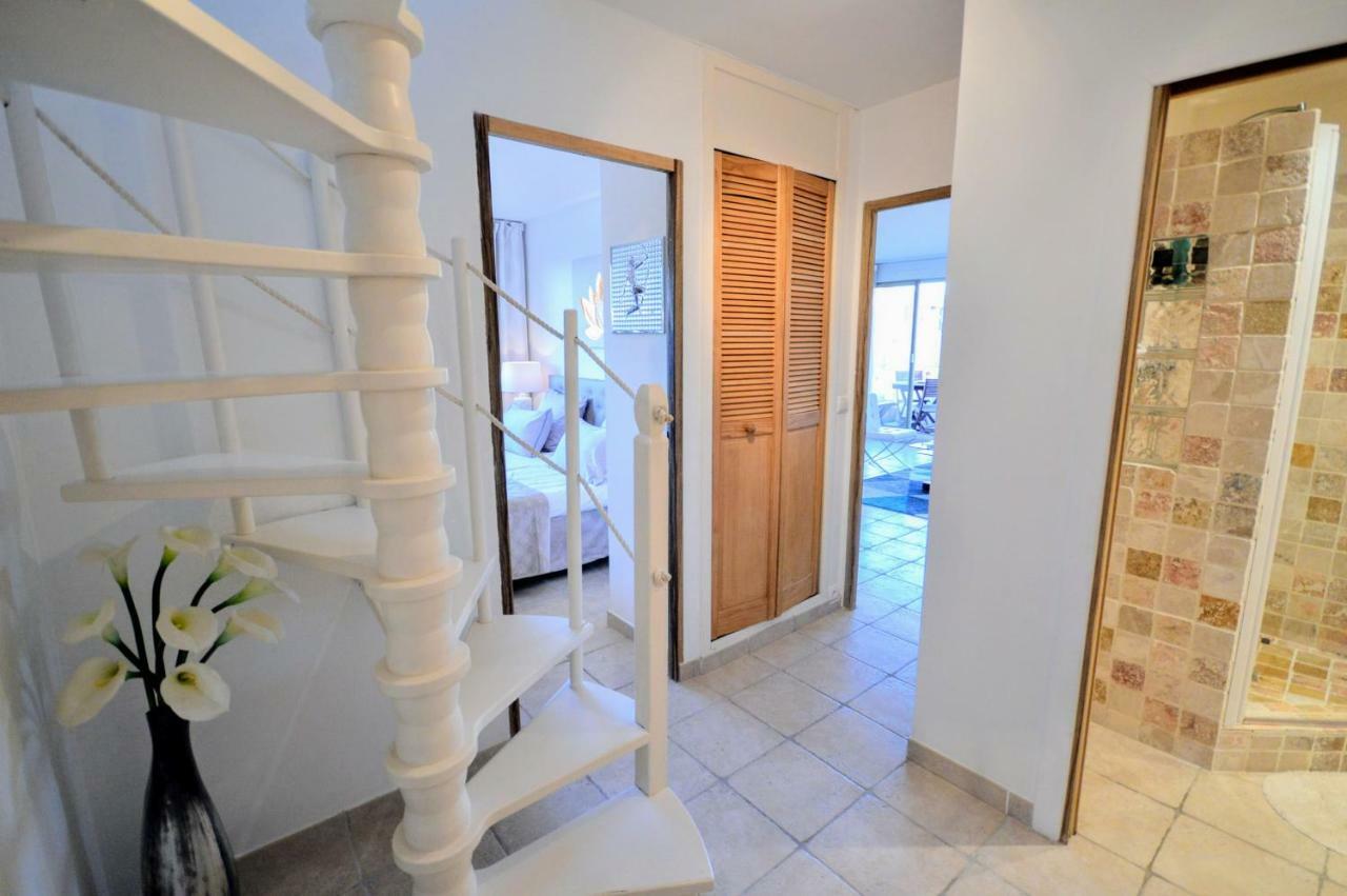 Tropez Sea View Penthouse Apartment