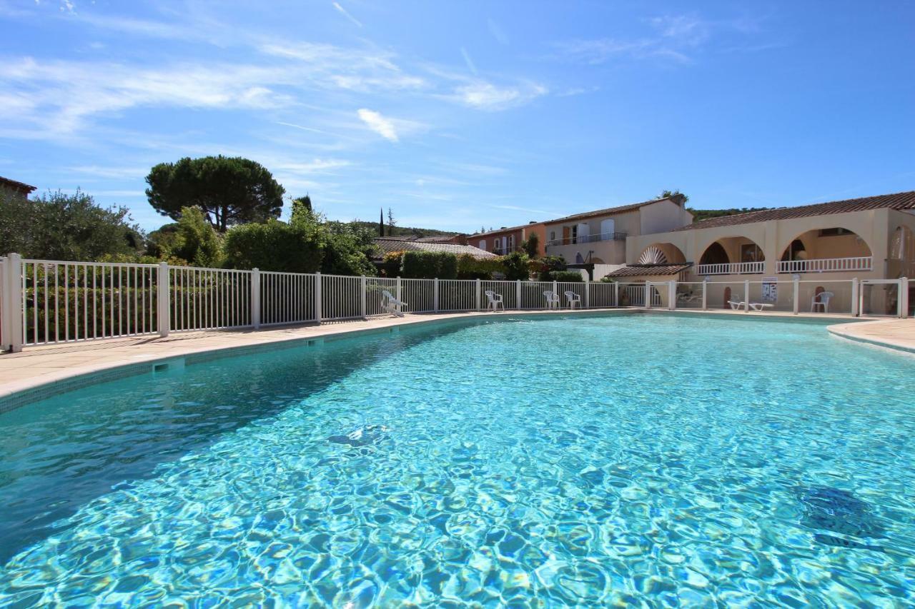 Walking Distance, Sea View House