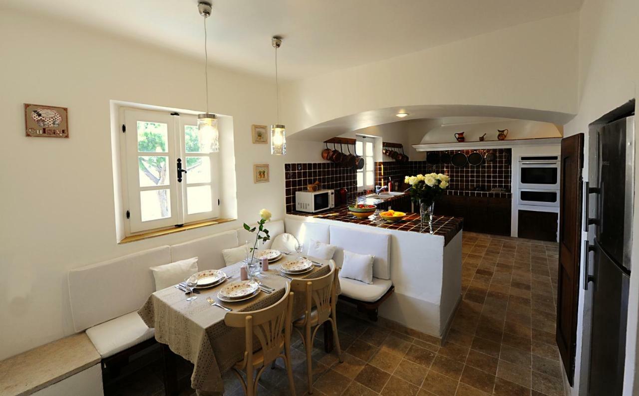 Villa With Magic View Of Bay Of Tropez *