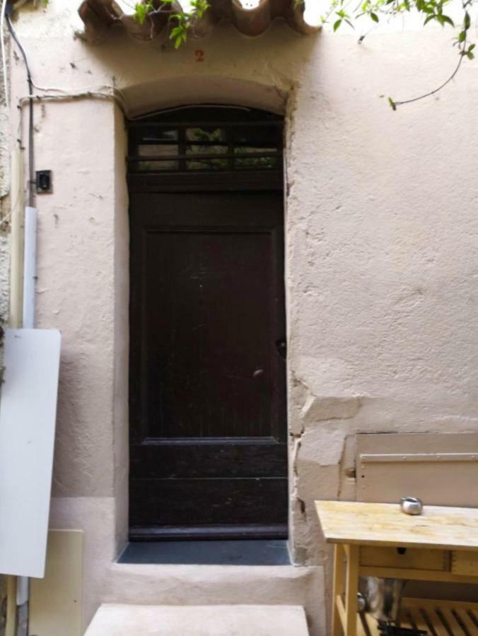 Apartment Beautifully Bright In Old Town Saint-Tropez