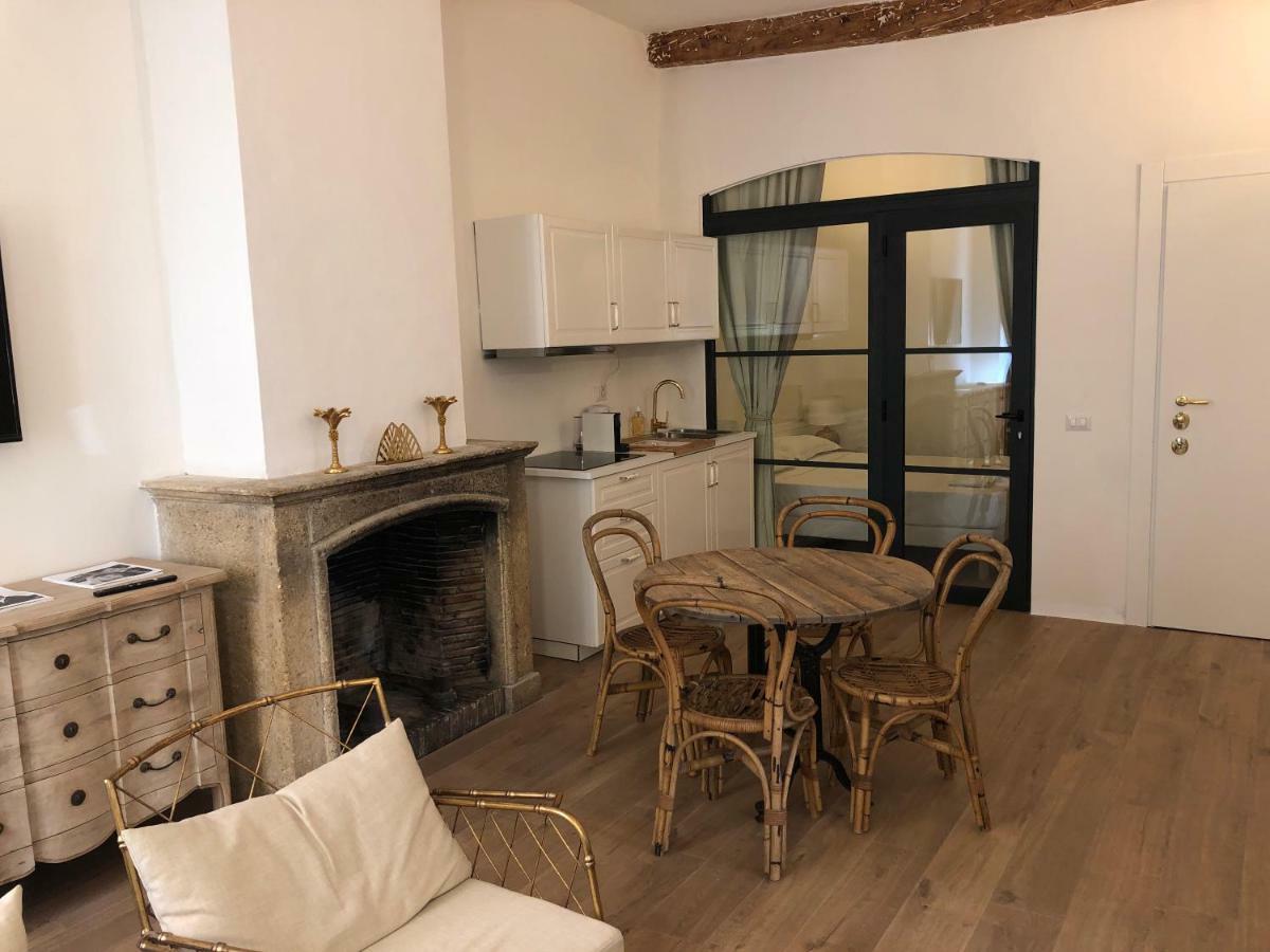 Maison D' Orange - Ponche Apartamento