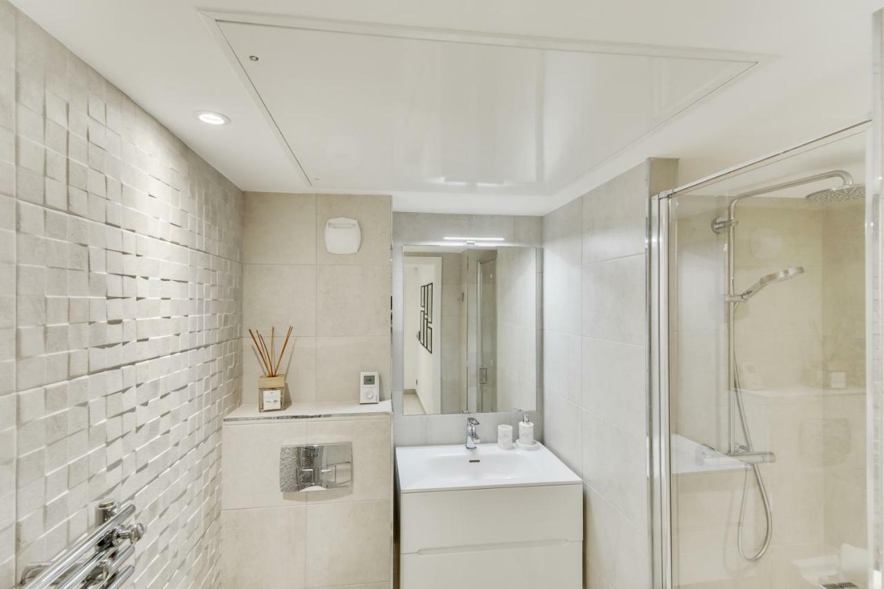 Luxury & Exclusive Apartment