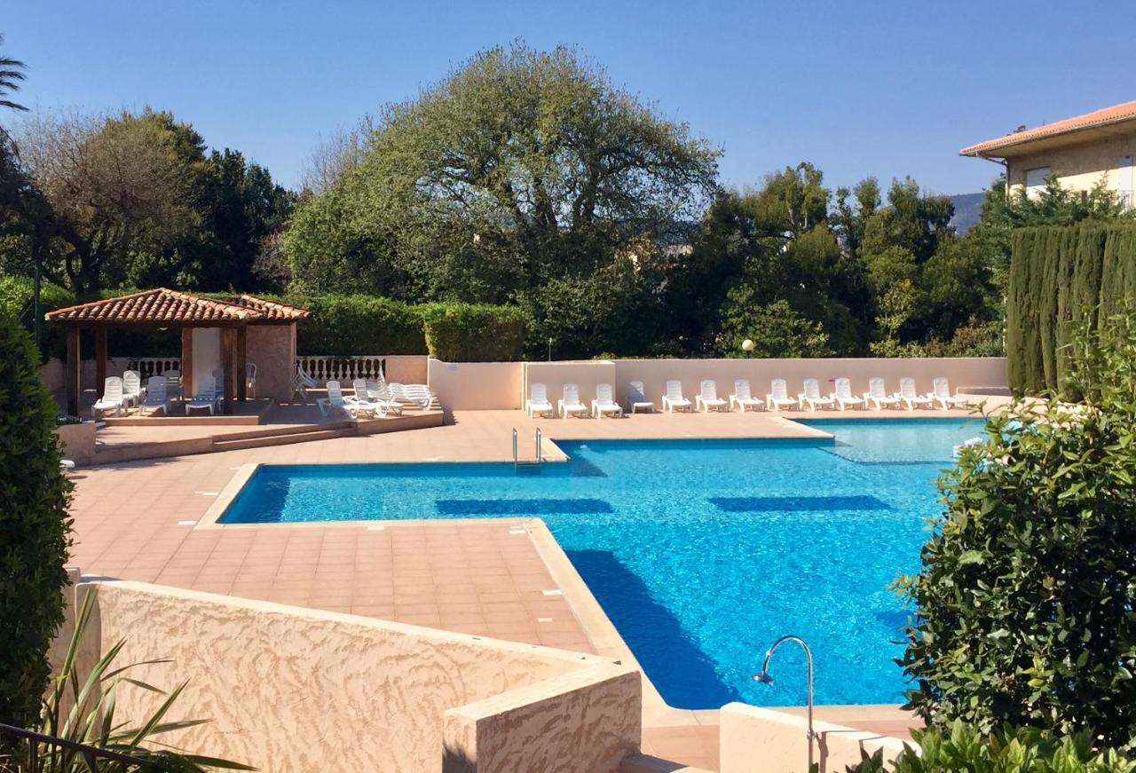 Spacieux Avec Jardin Coeur De St Tropez Saint-Tropez