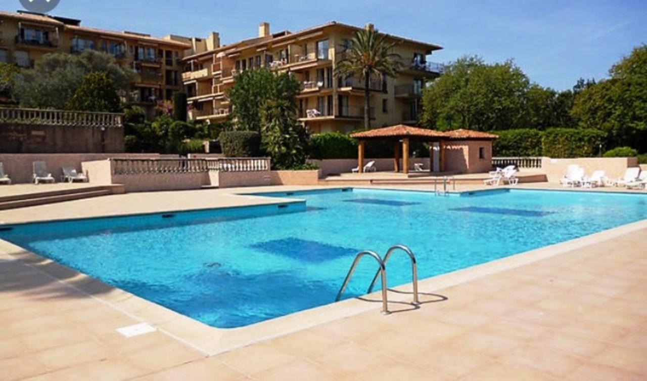 Spacieux Avec Jardin Coeur De St Tropez Apartment