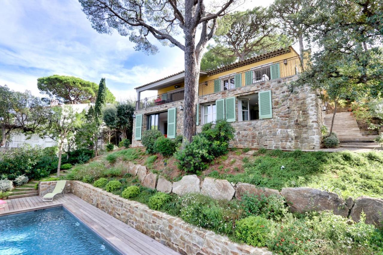 Viviane Superb In The Tropez Next To The Beaches *