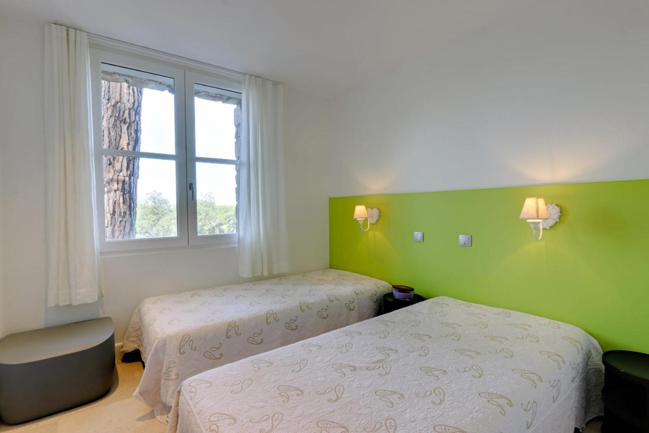 Viviane Superb In The Tropez Next To The Beaches Pousada Saint-Tropez