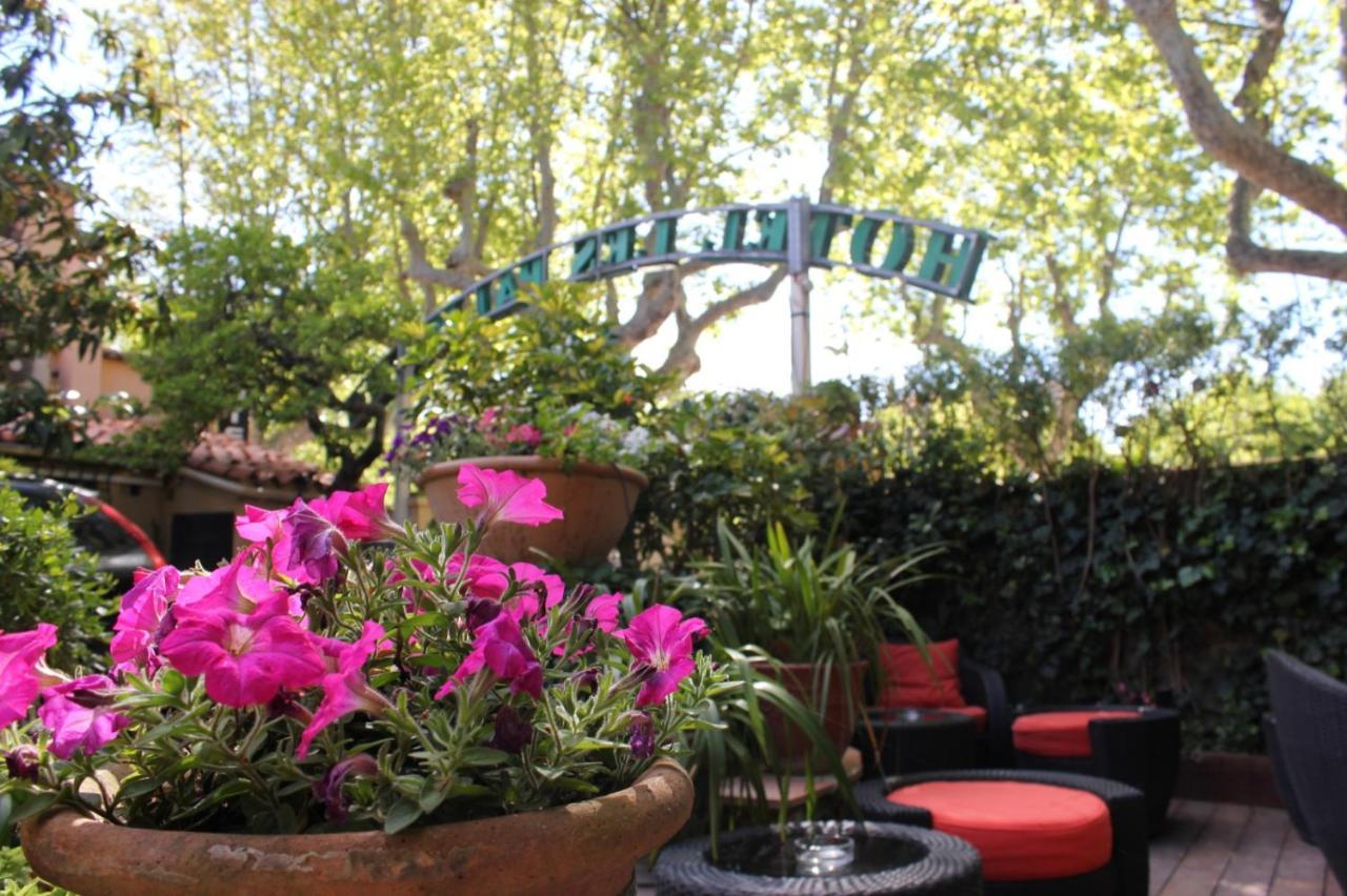 Hotel Les Palmiers 3*