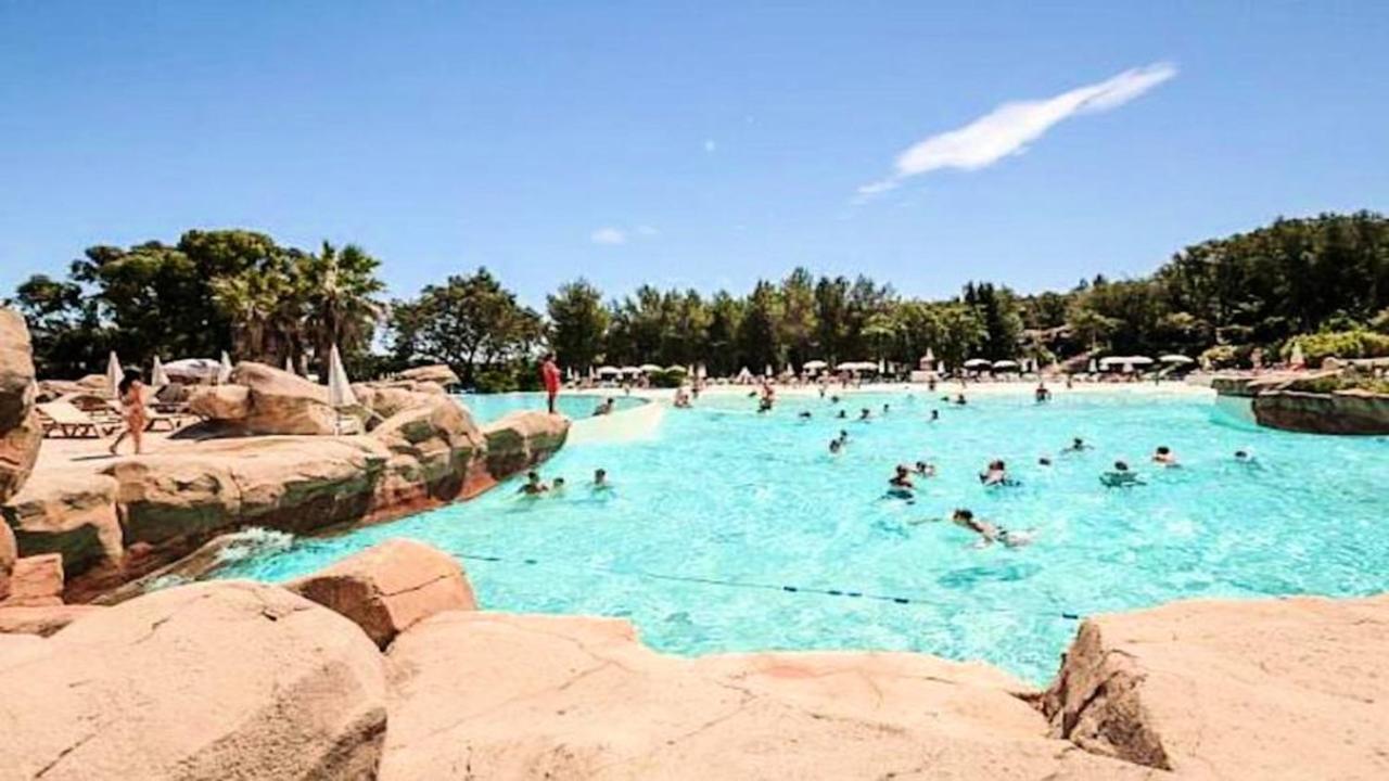 House With 2 Bedrooms In Grimaud With Shared Pool And Furnished Garden 1 Km From The Holiday home Saint-Tropez